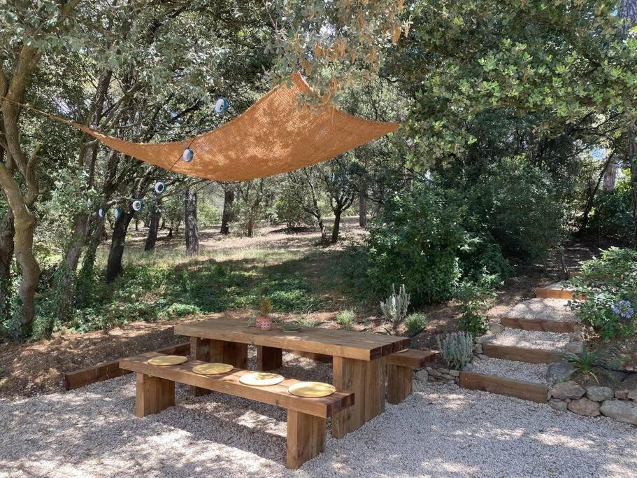 Bastidon Farfallina Puyvert Exterior foto